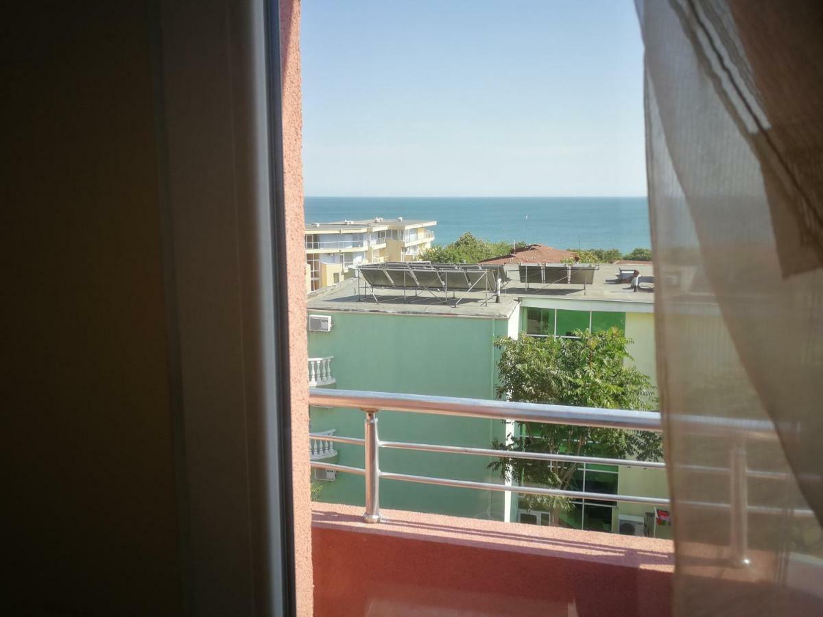 Femili Hotel Diveda Sveti Vlas Exterior photo